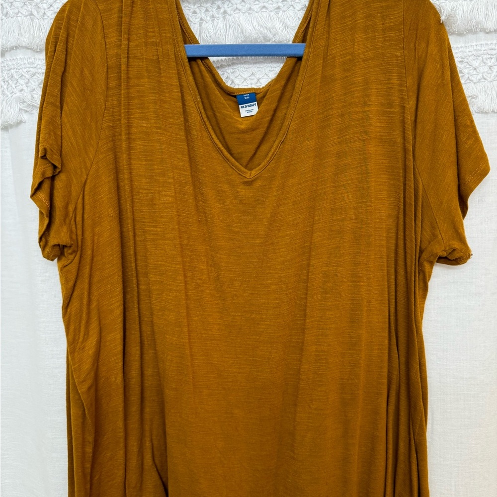 Old Navy Slub-Knit V-Neck Short Sleeve T-Shirt Mustard